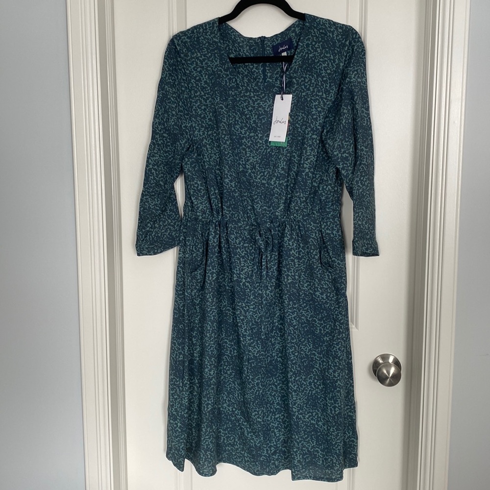 NWT - Joules Alena (blue animal) 3/4 sleeves Dress with pockets. Size us 10
